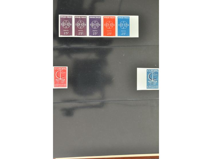1950/2000, Großartige Spezialsammlung - Siehe beiligenden 8-seitigen Flyer
Für Abbildungen der kompletten Sammlung siehe www