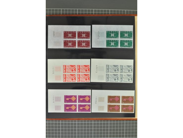 1950/2000, Großartige Spezialsammlung - Siehe beiligenden 8-seitigen Flyer
Für Abbildungen der kompletten Sammlung siehe www
