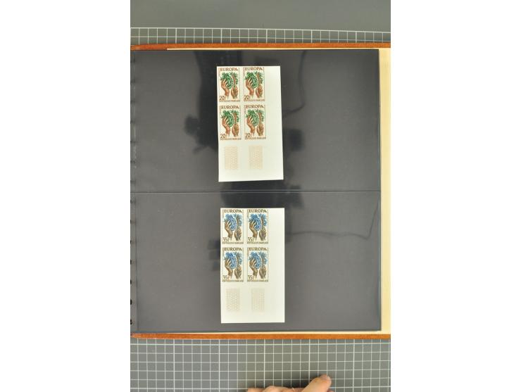 1950/2000, Großartige Spezialsammlung - Siehe beiligenden 8-seitigen Flyer
Für Abbildungen der kompletten Sammlung siehe www