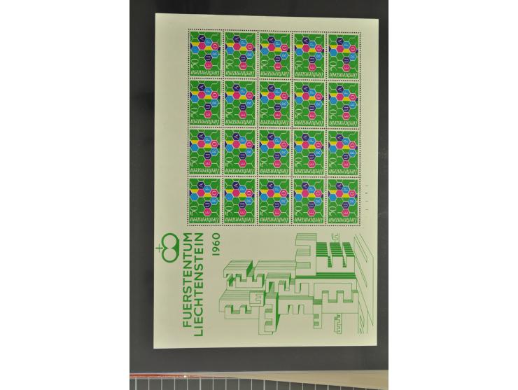1950/2000, Großartige Spezialsammlung - Siehe beiligenden 8-seitigen Flyer
Für Abbildungen der kompletten Sammlung siehe www