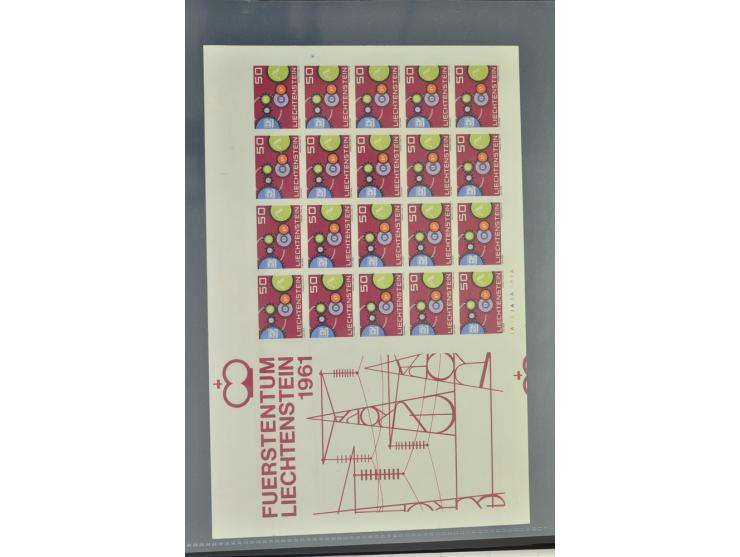 1950/2000, Großartige Spezialsammlung - Siehe beiligenden 8-seitigen Flyer
Für Abbildungen der kompletten Sammlung siehe www