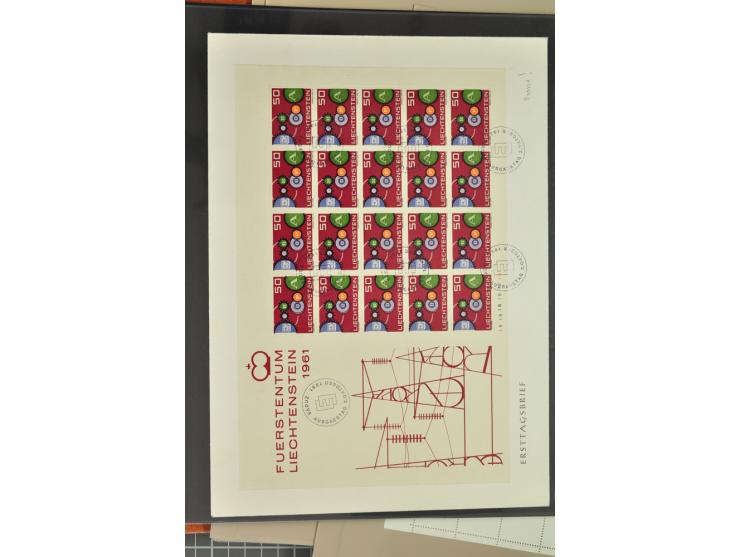 1950/2000, Großartige Spezialsammlung - Siehe beiligenden 8-seitigen Flyer
Für Abbildungen der kompletten Sammlung siehe www
