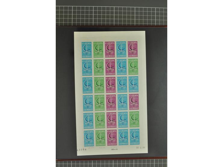 1950/2000, Großartige Spezialsammlung - Siehe beiligenden 8-seitigen Flyer
Für Abbildungen der kompletten Sammlung siehe www