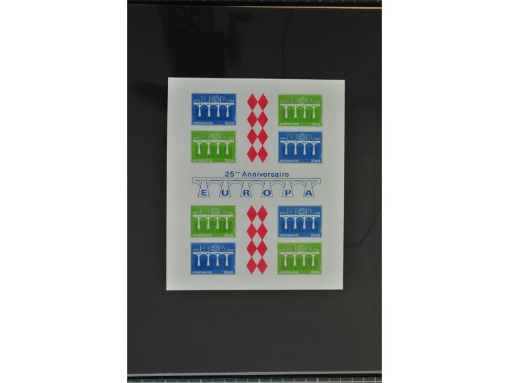 1950/2000, Großartige Spezialsammlung - Siehe beiligenden 8-seitigen Flyer
Für Abbildungen der kompletten Sammlung siehe www