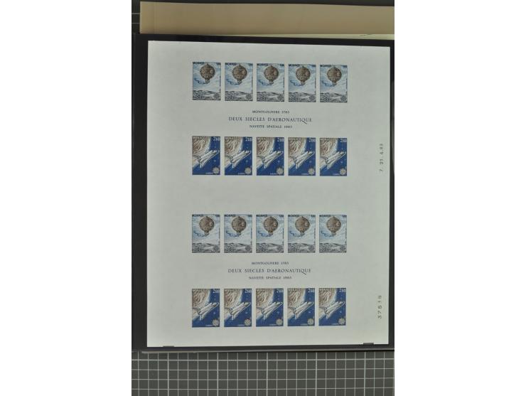 1950/2000, Großartige Spezialsammlung - Siehe beiligenden 8-seitigen Flyer
Für Abbildungen der kompletten Sammlung siehe www