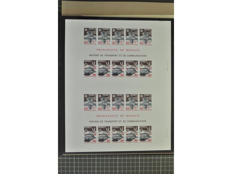 1950/2000, Großartige Spezialsammlung - Siehe beiligenden 8-seitigen Flyer
Für Abbildungen der kompletten Sammlung siehe www