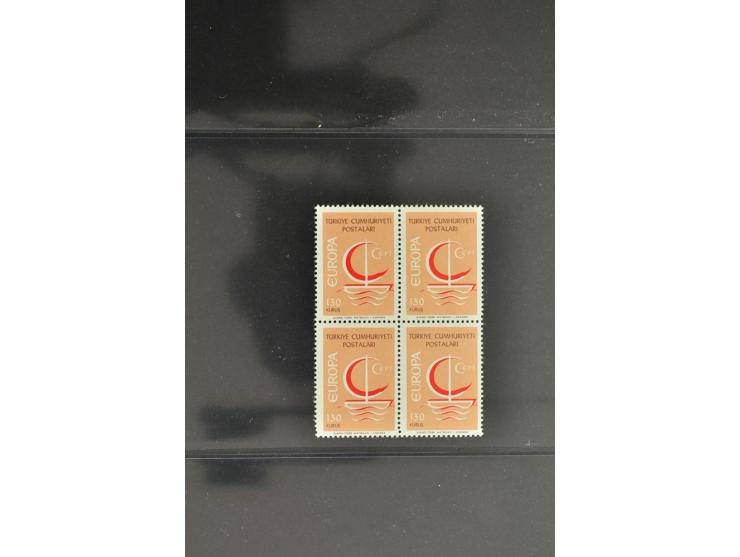 1950/2000, Großartige Spezialsammlung - Siehe beiligenden 8-seitigen Flyer
Für Abbildungen der kompletten Sammlung siehe www