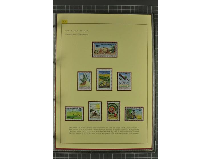 WALD UND FORST: 1943/82, postfrische, ungebrauchte und gestempelte Sammlung mit Briefstücken und vielen Belegen, dabei Sonder