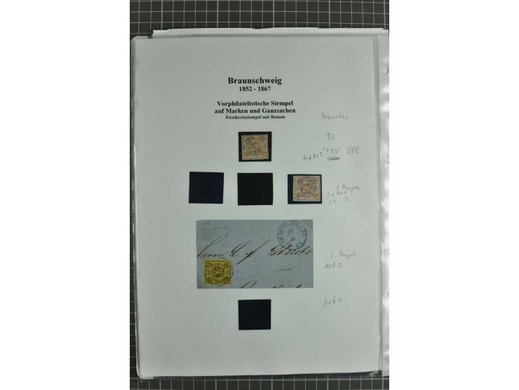 1852/65, Sammlung Vorphilatelistischer Ortsstempel auf losen Marken, Briefstücken, Briefen und Ganzsachen, vielfach auf der e