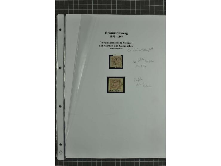 1852/65, Sammlung Vorphilatelistischer Ortsstempel auf losen Marken, Briefstücken, Briefen und Ganzsachen, vielfach auf der e