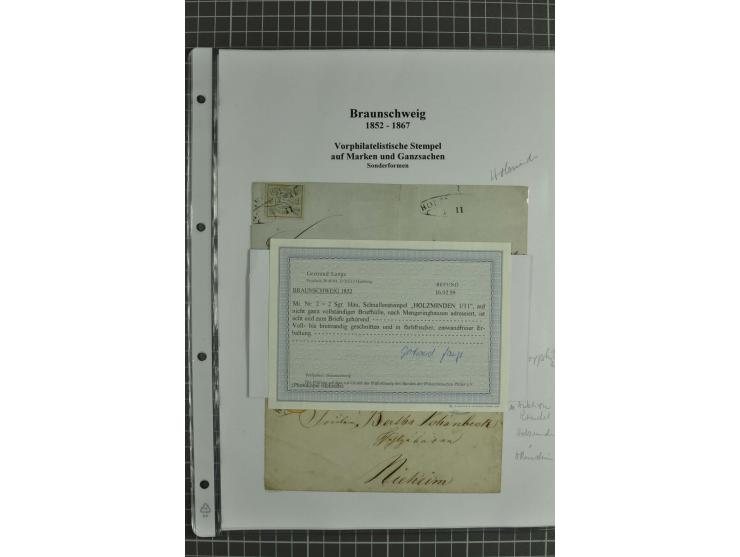 1852/65, Sammlung Vorphilatelistischer Ortsstempel auf losen Marken, Briefstücken, Briefen und Ganzsachen, vielfach auf der e