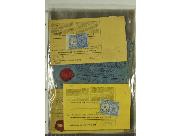 1874/95, 55 Auslandspaketkarten mit diversen Frankaturen ab Brustschild bis Krone/Adler, dabei viele Mischfrankaturen mit Inn