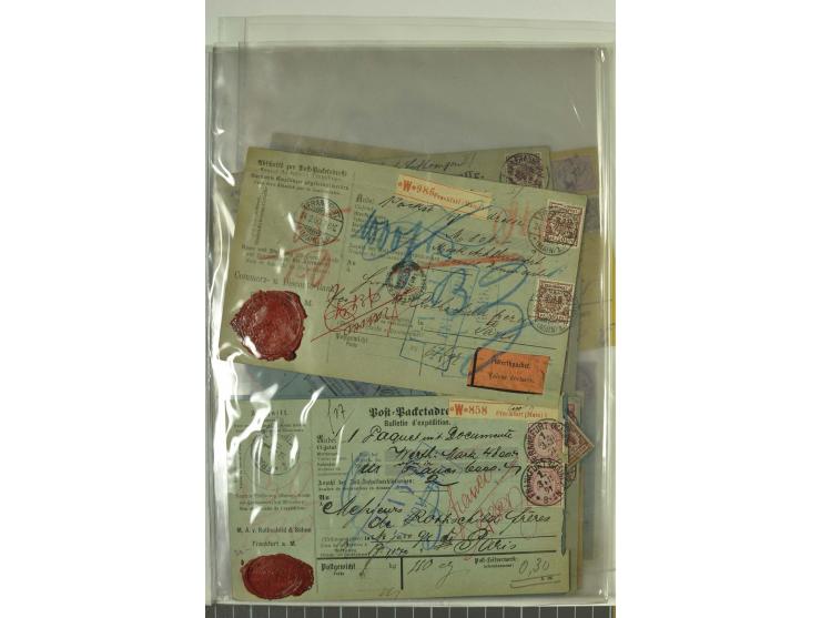 1874/95, 55 Auslandspaketkarten mit diversen Frankaturen ab Brustschild bis Krone/Adler, dabei viele Mischfrankaturen mit Inn