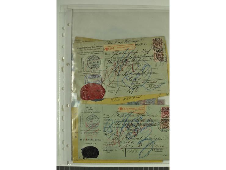 1874/95, 55 Auslandspaketkarten mit diversen Frankaturen ab Brustschild bis Krone/Adler, dabei viele Mischfrankaturen mit Inn