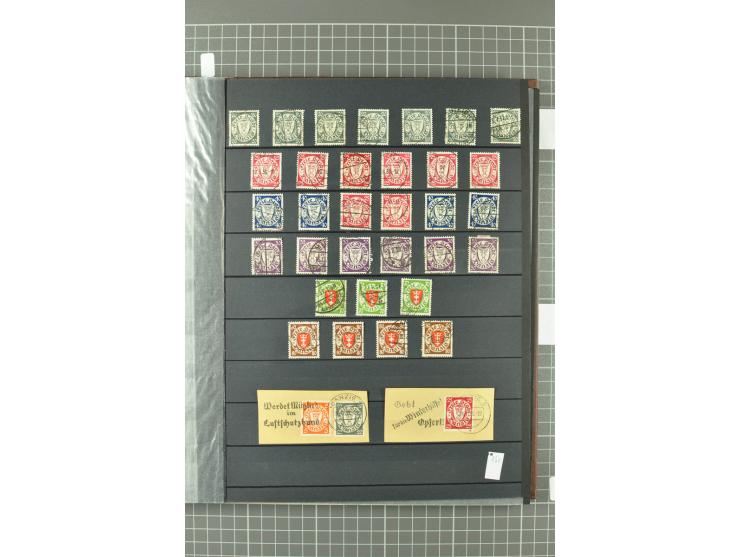 1920/39, gestempelte reichhaltige Sammlung mit u.a. Mi.-Nr. 29II, 32-40, 43II, 100Xa, Porto, Dienst, Port Gdansk, Vorläufer, 