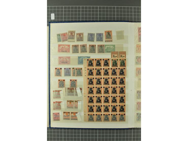 1920/39, gestempelte reichhaltige Sammlung mit u.a. Mi.-Nr. 29II, 32-40, 43II, 100Xa, Porto, Dienst, Port Gdansk, Vorläufer, 