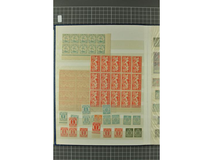 1920/39, gestempelte reichhaltige Sammlung mit u.a. Mi.-Nr. 29II, 32-40, 43II, 100Xa, Porto, Dienst, Port Gdansk, Vorläufer, 