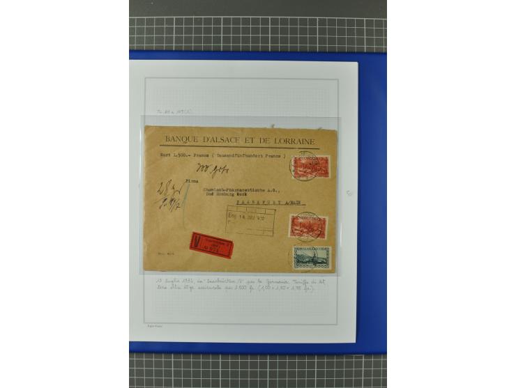 1921/34, Sammlung von über 250 Briefen und Karten in drei Alben, dabei Einzel und Mehrfachfrankaturen, Paketkarten, Wertbrief