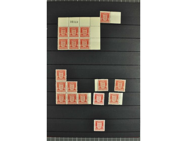 1940/43, postfrische und gestempelte Sammlung, dabei verschiedene Farben und Papierarten, Bogenteile und Einheiten, Randstück