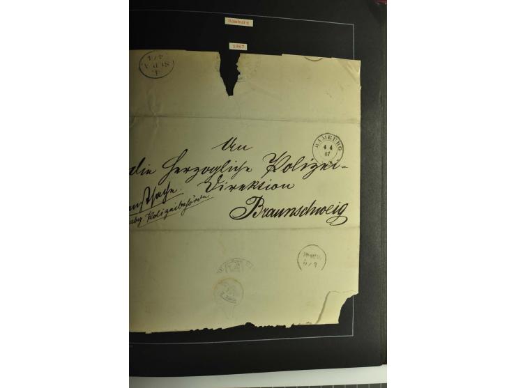 1790/1900 (ca.), ungewöhnliche 3bändige Sammlung, nach Orten aufgebaut, meist Vorphila und Privatpost mit einigen besseren Be