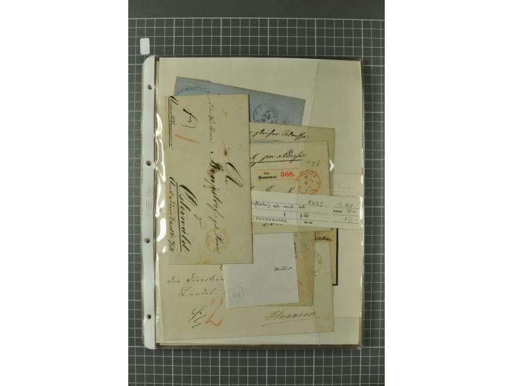 1867/77, FRANCO-Stempel Aachen bis Thorn, umfangreiche Sammlung mit ca. 350 Briefen und Karten in 3 Alben, dabei Teilbarfrank