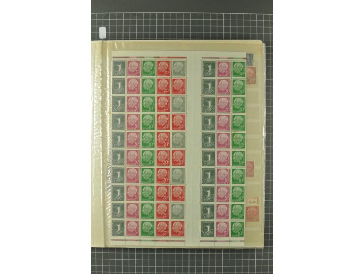 1945/59, ungebrauchte, postfrische und gestempelte Sammlung mit einer Vielzahl an guten Werten, dabei Franz. Zone sowie Bunde