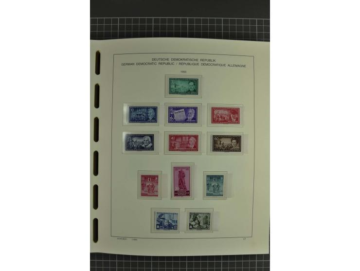 1949/90, postfrische kpl. Sammlung, überwiegend Rand- und Eckrandstücke, in 3 Schaubek-Alben