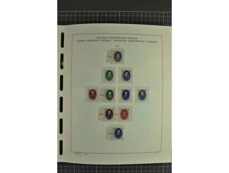 1949/90, postfrische kpl. Sammlung, überwiegend Rand- und Eckrandstücke, in 3 Schaubek-Alben