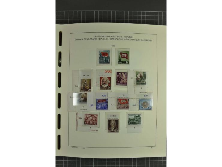 1949/90, postfrische kpl. Sammlung, überwiegend Rand- und Eckrandstücke, in 3 Schaubek-Alben