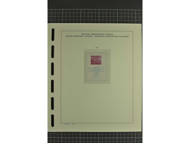 1949/90, postfrische kpl. Sammlung, überwiegend Rand- und Eckrandstücke, in 3 Schaubek-Alben