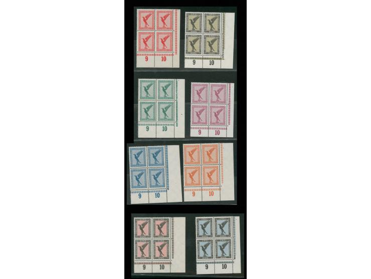 1926, Flugpost 5 Pfg.-3 M. kpl. in 4er-Blocks aus der rechten unteren Bogenecke, postfrisch, 1 M. minimale Kalanderbüge (Mi. 