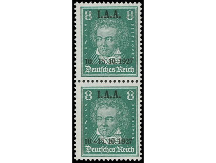 1927, IAA 8 Pfg. im senkrechten Paar, dabei die obere Marke mit Aufdruckfehler "ohne Bindestrich", postfrisch, Kabinett, selt