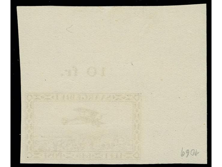 1928, Flugpost 1 Fr. ungezähnt aus der linken oberen Bogenecke, postrisch, zwei dünne waagerechten Streifen in der Gummierung