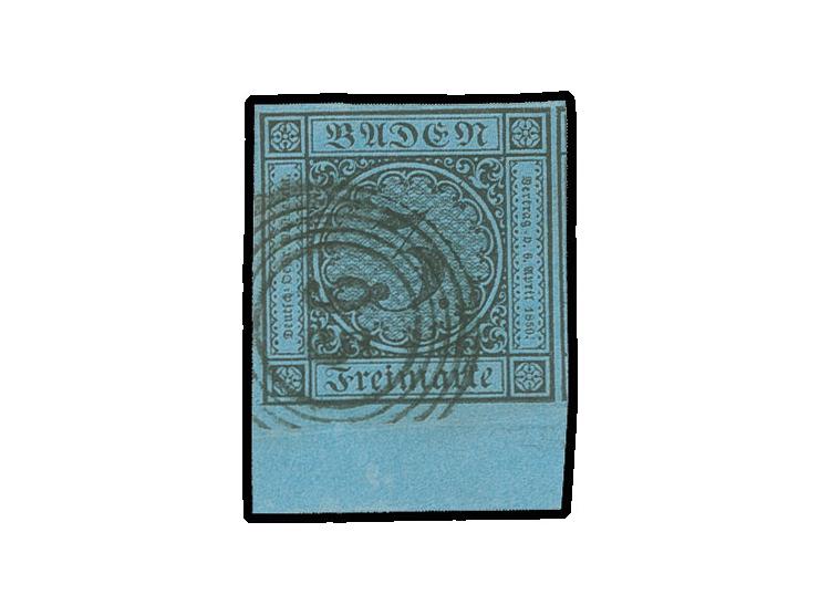 1858, 3 Kr. auf blau, allseits breit- bis überrandig, rechts mit Teil der Nebenmarke und unten mit 8 mm Bogenrand (hier waage