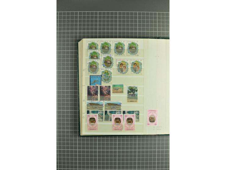 1864/1927, stock book with hundreds unused/used stamps incl. better stamps and sets such as 1864 definitives, higher Romanov 