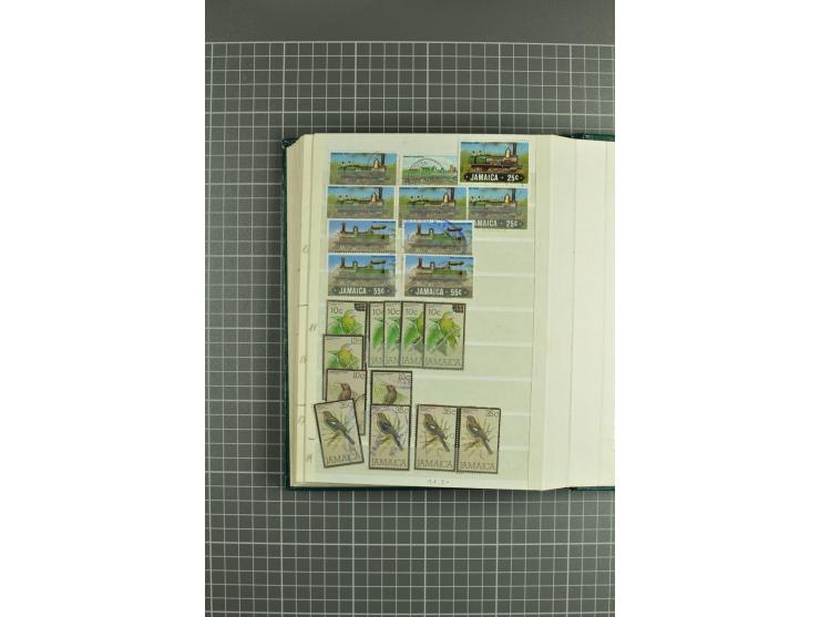 1864/1927, stock book with hundreds unused/used stamps incl. better stamps and sets such as 1864 definitives, higher Romanov 
