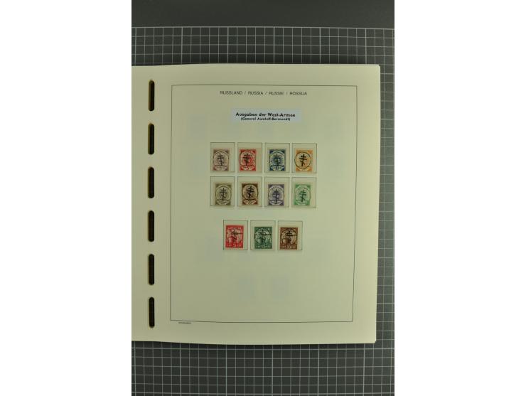 1918/23, unmounted mint, unused and used collection with sheets and part sheets, also some varieties and better issues