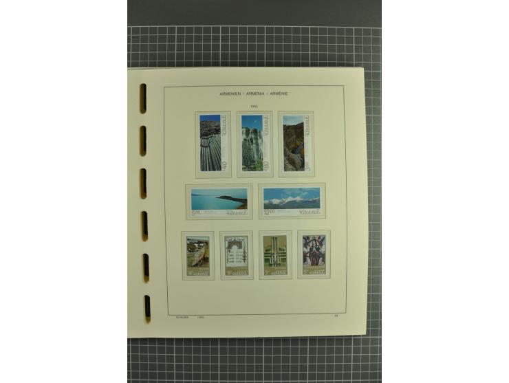 1919/2004, unmounted mint, unused and used collection, some doubtful items within the early overprint issues, from 1992 cpl. 