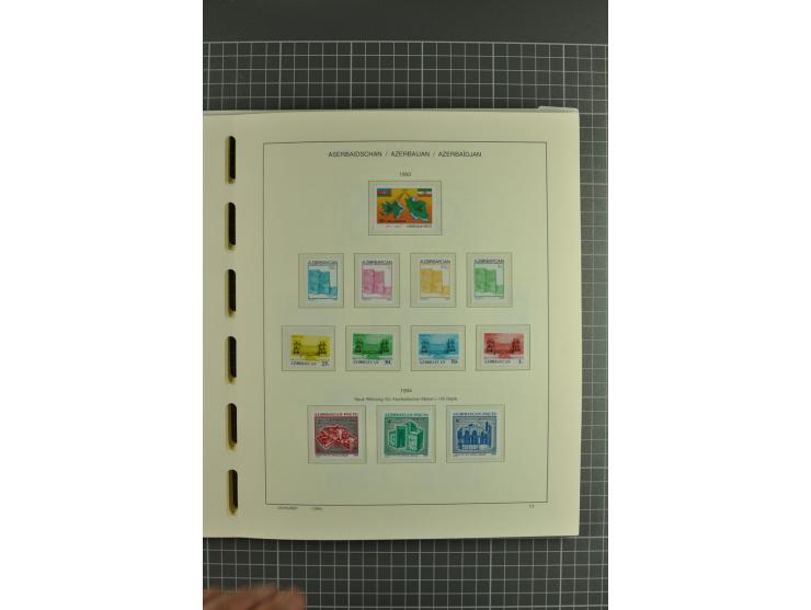 1919/2004, unmounted mint, unused and used collection, from 1992 on cpl. unmounted mint including booklets, miniature sheets,