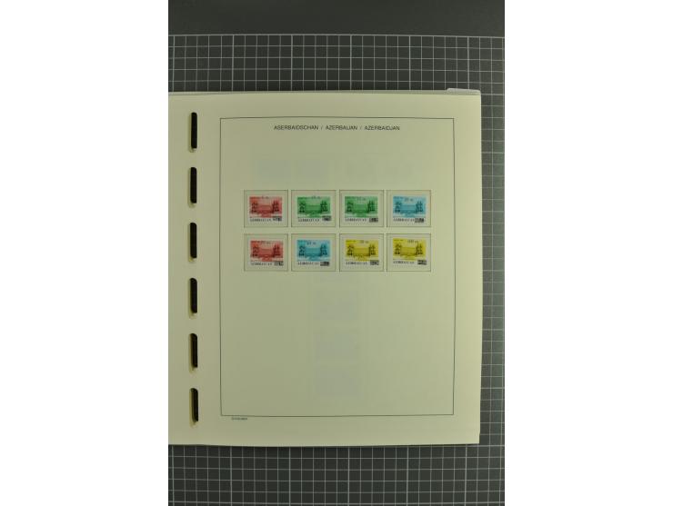 1919/2004, unmounted mint, unused and used collection, from 1992 on cpl. unmounted mint including booklets, miniature sheets,