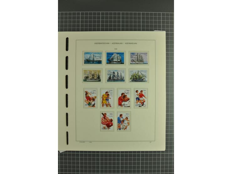 1919/2004, unmounted mint, unused and used collection, from 1992 on cpl. unmounted mint including booklets, miniature sheets,