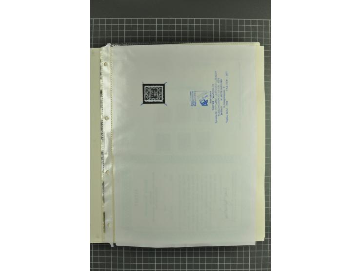 1918/2004, mostly unmounted mint und unsed collection with Mi.-Nr. 2A, 45BI+II, 46-47A, 164x(2), proofs, etc., also some Germ