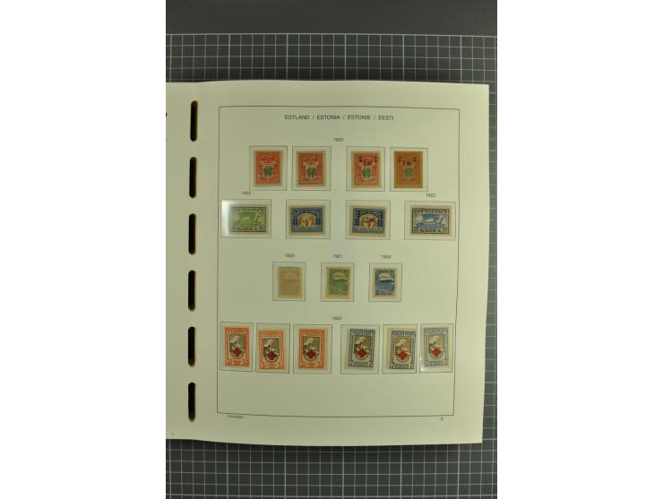1918/2004, mostly unmounted mint und unsed collection with Mi.-Nr. 2A, 45BI+II, 46-47A, 164x(2), proofs, etc., also some Germ
