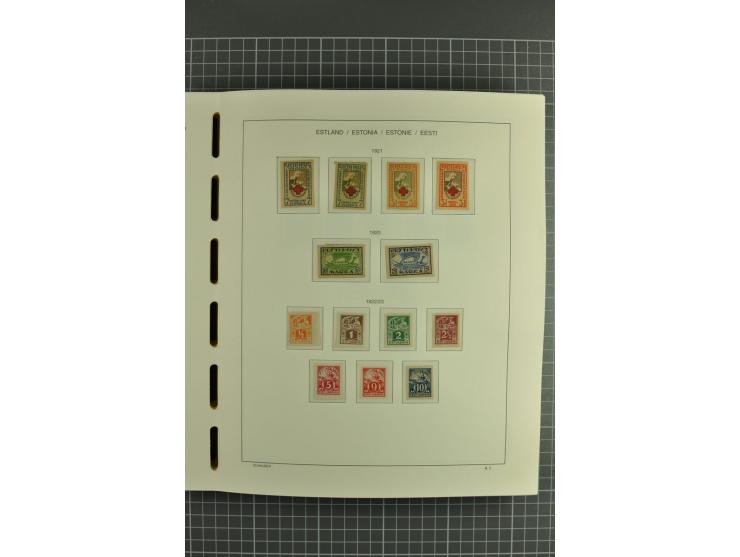 1918/2004, mostly unmounted mint und unsed collection with Mi.-Nr. 2A, 45BI+II, 46-47A, 164x(2), proofs, etc., also some Germ
