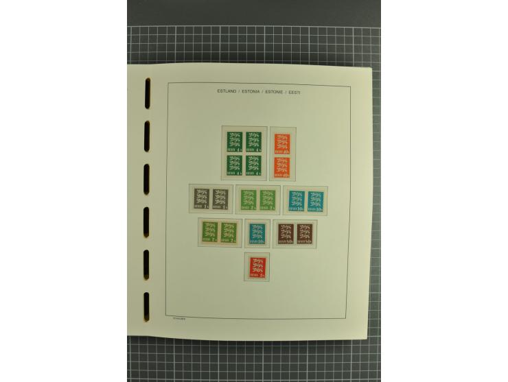 1918/2004, mostly unmounted mint und unsed collection with Mi.-Nr. 2A, 45BI+II, 46-47A, 164x(2), proofs, etc., also some Germ