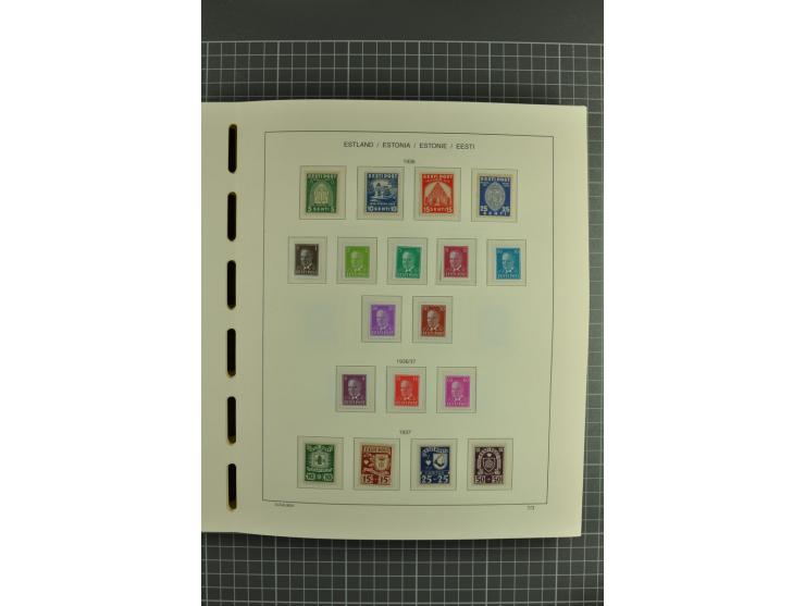 1918/2004, mostly unmounted mint und unsed collection with Mi.-Nr. 2A, 45BI+II, 46-47A, 164x(2), proofs, etc., also some Germ