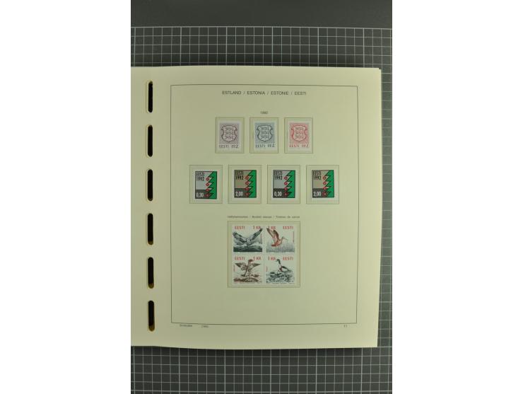 1918/2004, mostly unmounted mint und unsed collection with Mi.-Nr. 2A, 45BI+II, 46-47A, 164x(2), proofs, etc., also some Germ