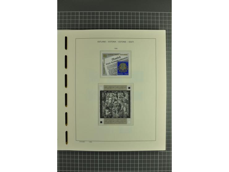 1918/2004, mostly unmounted mint und unsed collection with Mi.-Nr. 2A, 45BI+II, 46-47A, 164x(2), proofs, etc., also some Germ