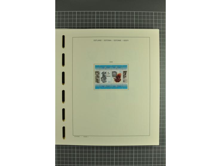 1918/2004, mostly unmounted mint und unsed collection with Mi.-Nr. 2A, 45BI+II, 46-47A, 164x(2), proofs, etc., also some Germ