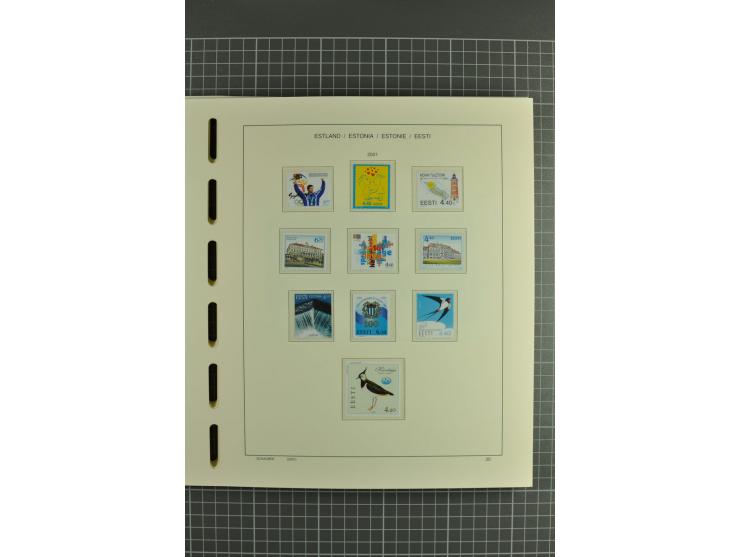 1918/2004, mostly unmounted mint und unsed collection with Mi.-Nr. 2A, 45BI+II, 46-47A, 164x(2), proofs, etc., also some Germ